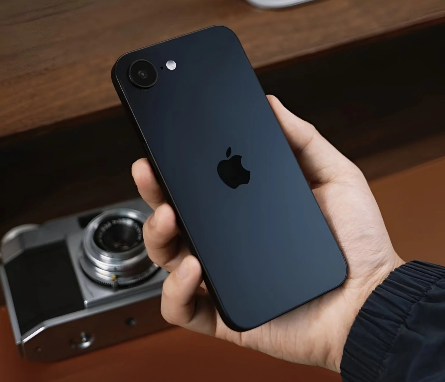 Apple iPhone SE 4: Everything You Need to Know About the Rumored Launch and Design Changes
